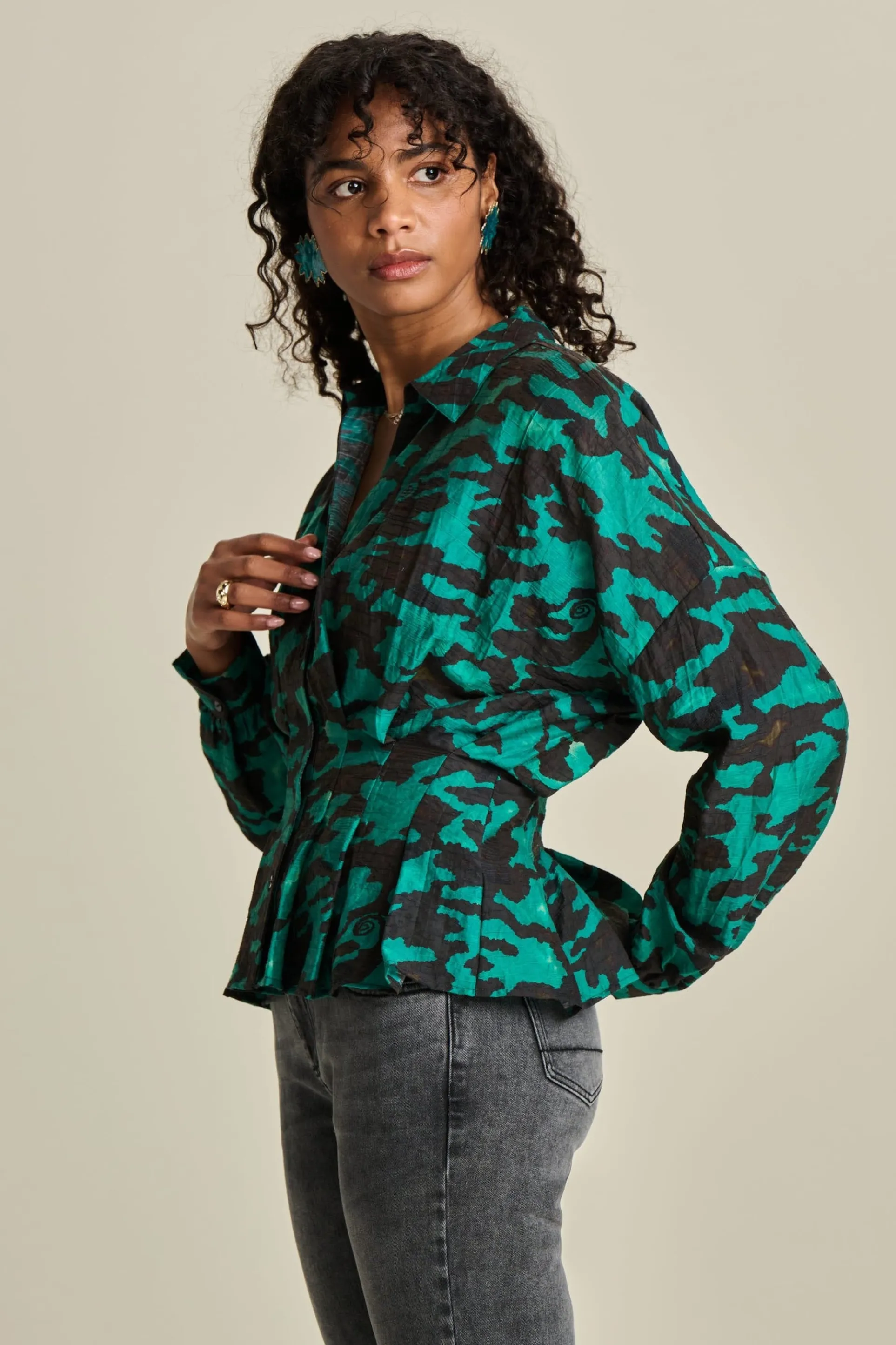 BLOUSE Camo Teal Green