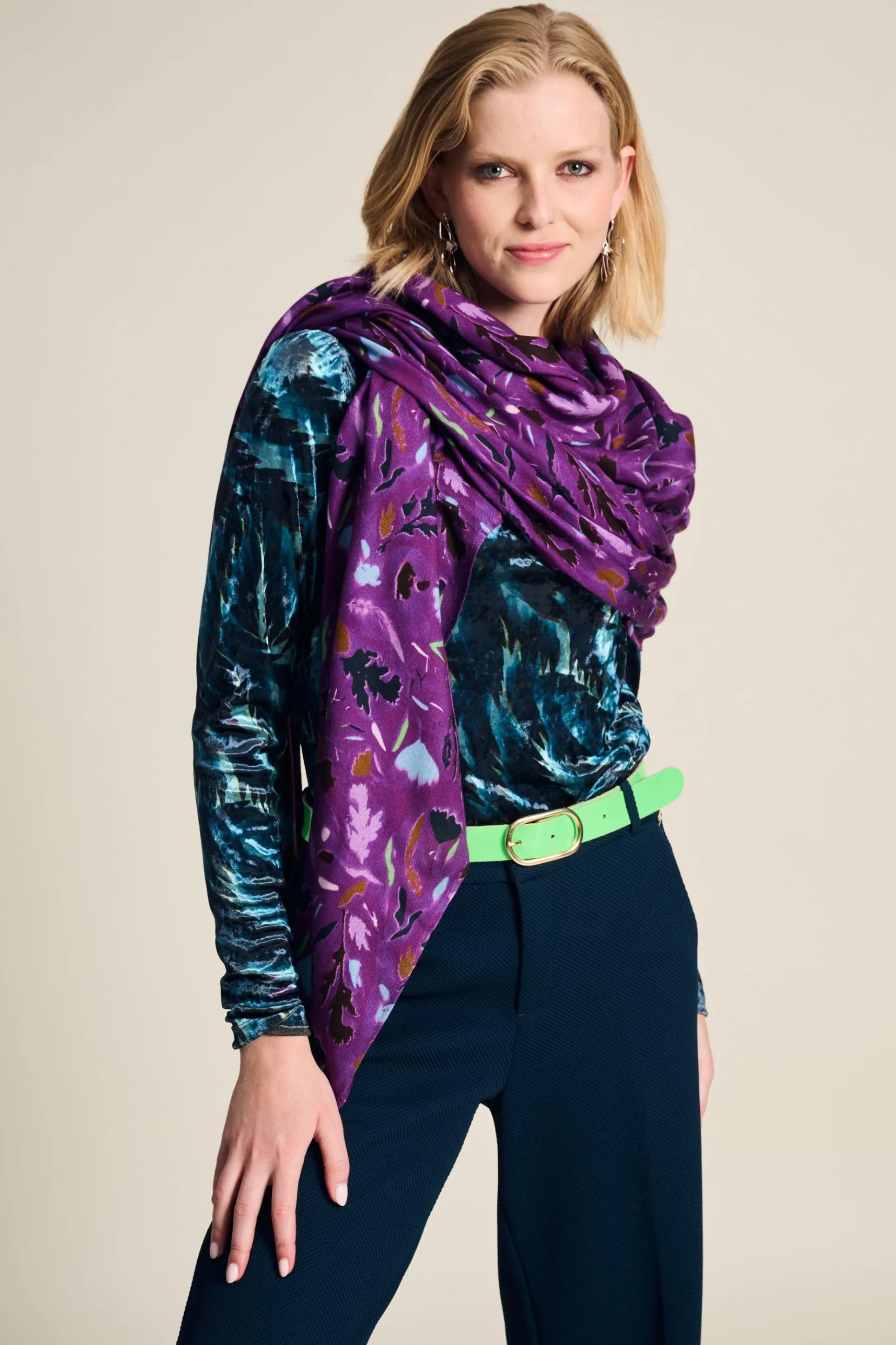 SJAAL Featherfest Cactus Pink